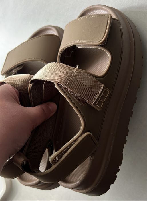 Сандалі в стилі UGG 38р 24,5см