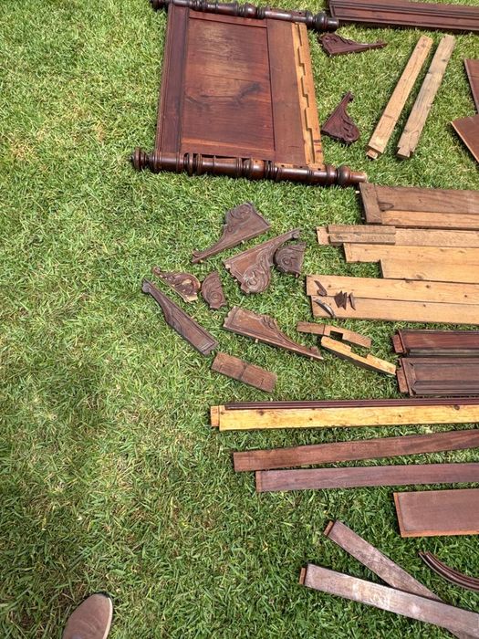 Puzzle de duas camas antigas!