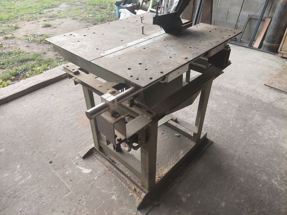 Деревоброні станки