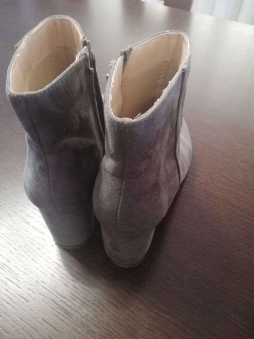 Buty, botki, kozaczki szare r. 39