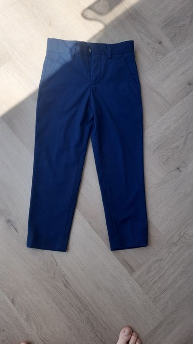 Spodnie garniturowe 110