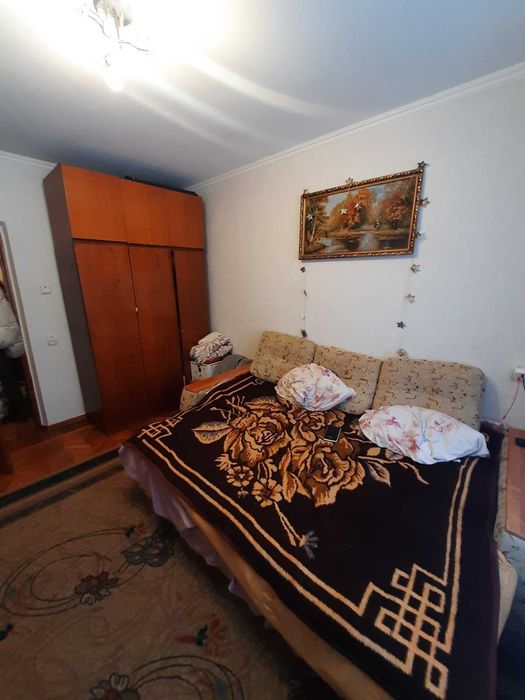 3к Озерна 75.10 кв.м., вул.Залізняка Торг
