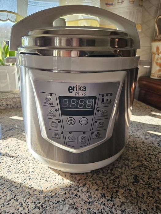 Robô de cozinha ERIKA