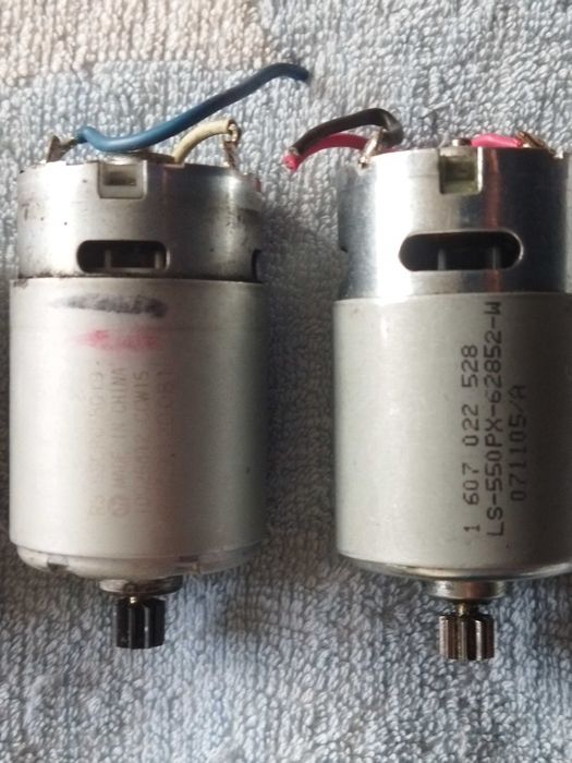 Шуруповёрт Bosch PSR 1200,зарядное(запчасти).