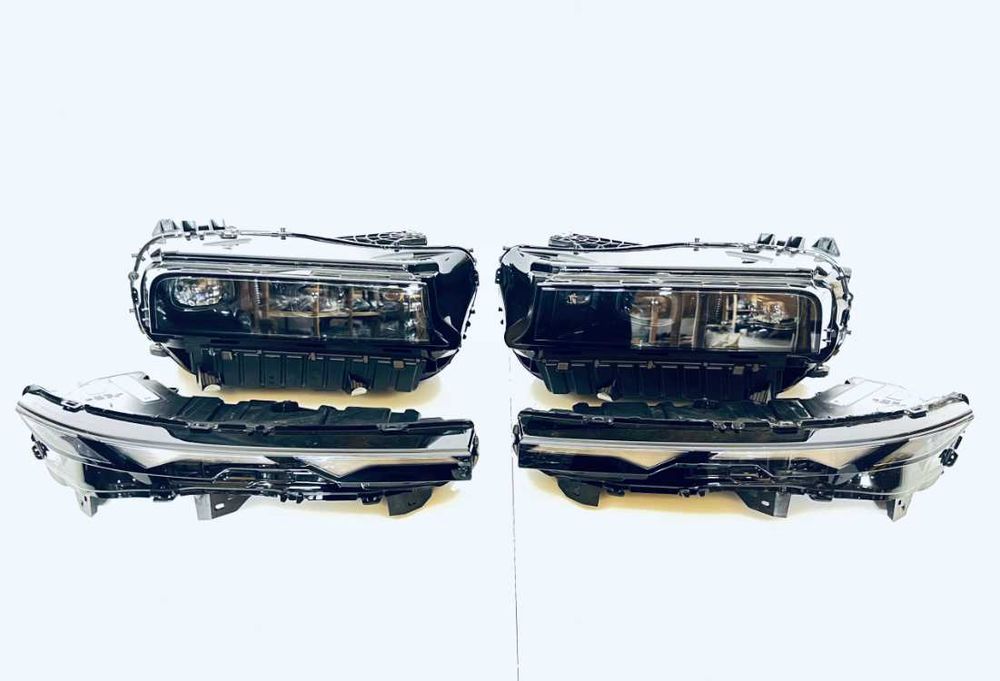 Фари передні BMW XM G09 Фара права або ліва EU USA разборка