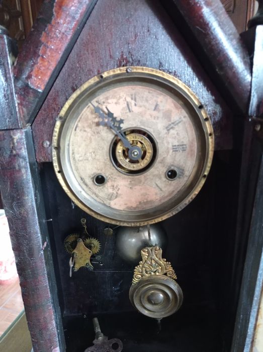 Relógios de parede antigos