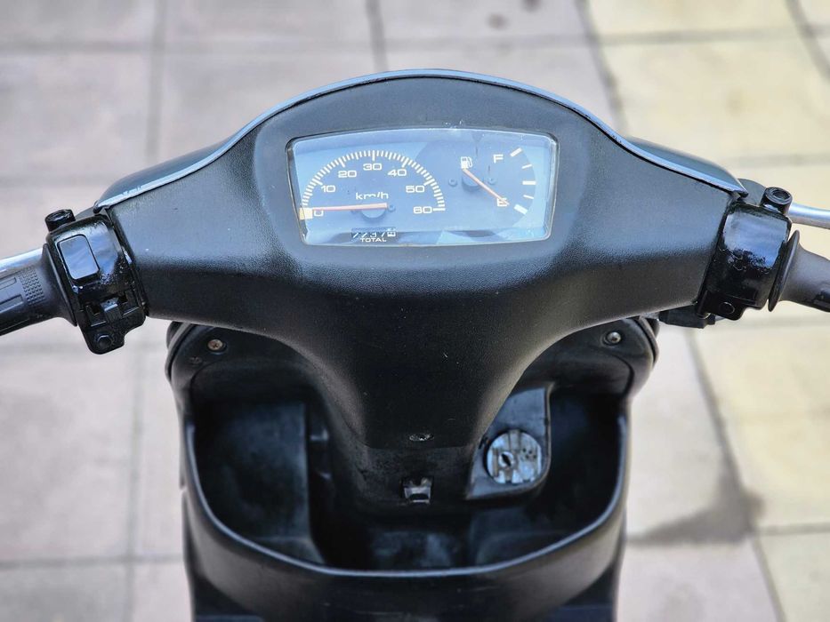 Мопед скутер Suzuki Lets