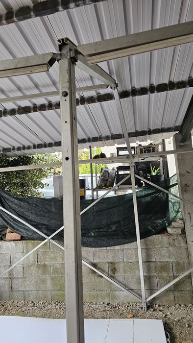 Tenda modular para feiras e exposições em alumínio 3x6m