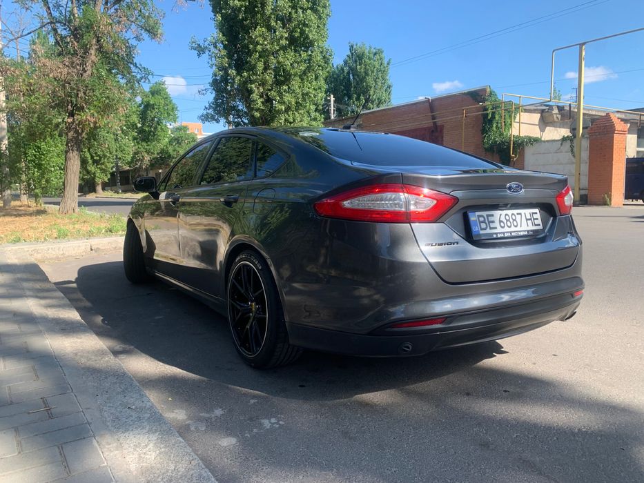 Продажа Ford fusion SE