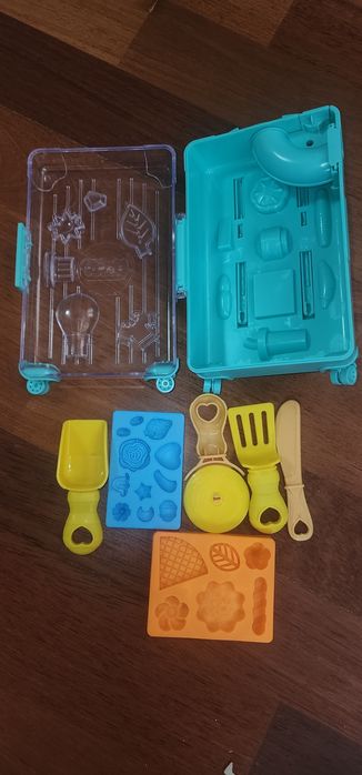 Іграшки від  Play Doh