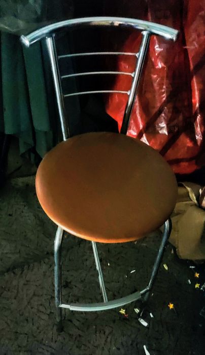 Sprzedam krzesło hoker