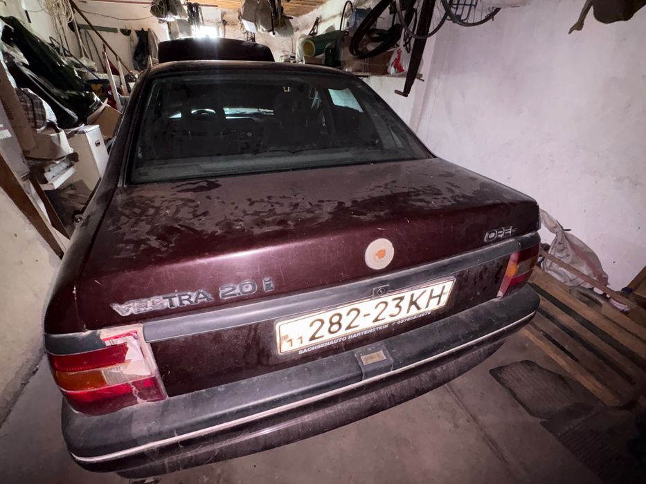 Автомобіль OPEL VECTRA 2л.