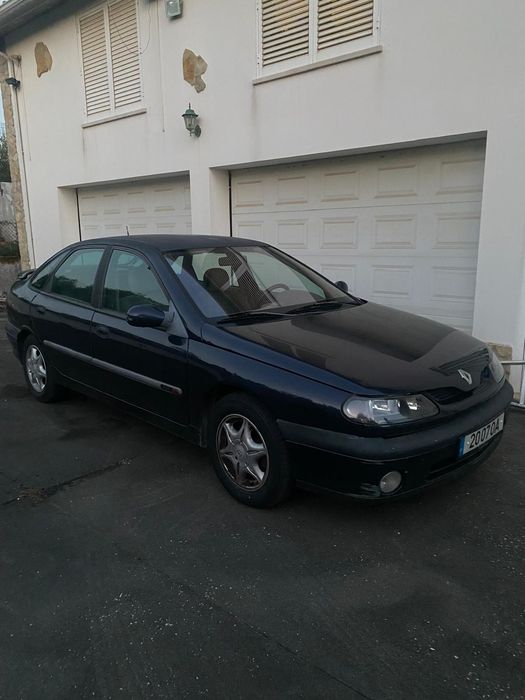 Renault Laguna 1.9 foto 2