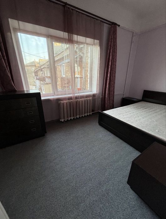 Оренда 2 кімнатна квартира  вул Проспект Незалежності