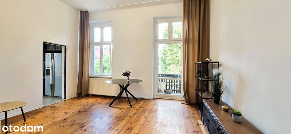 Przestronne mieszkanie z balkonem w Centrum Chorzowa