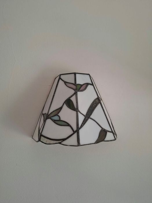 Conjunto de candeeiros em vidro pintado
