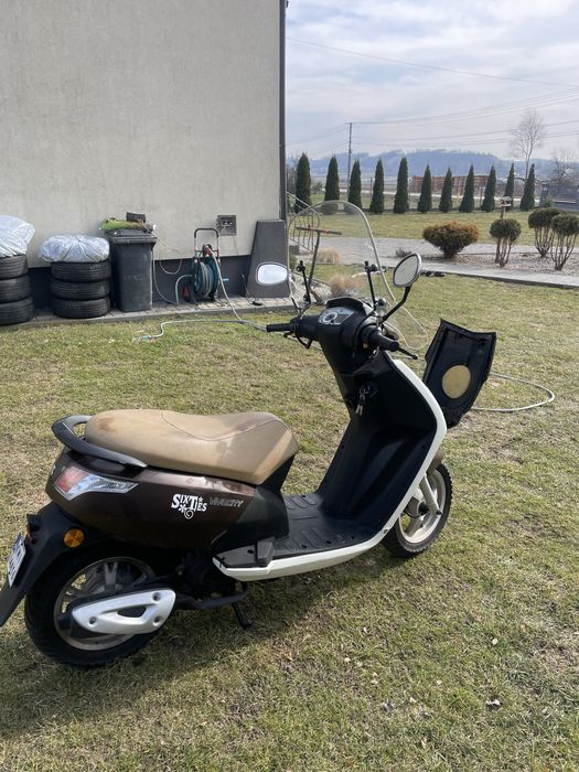 Skuter Peugeot Vivacity oryginał  50cm3 - nowe opony