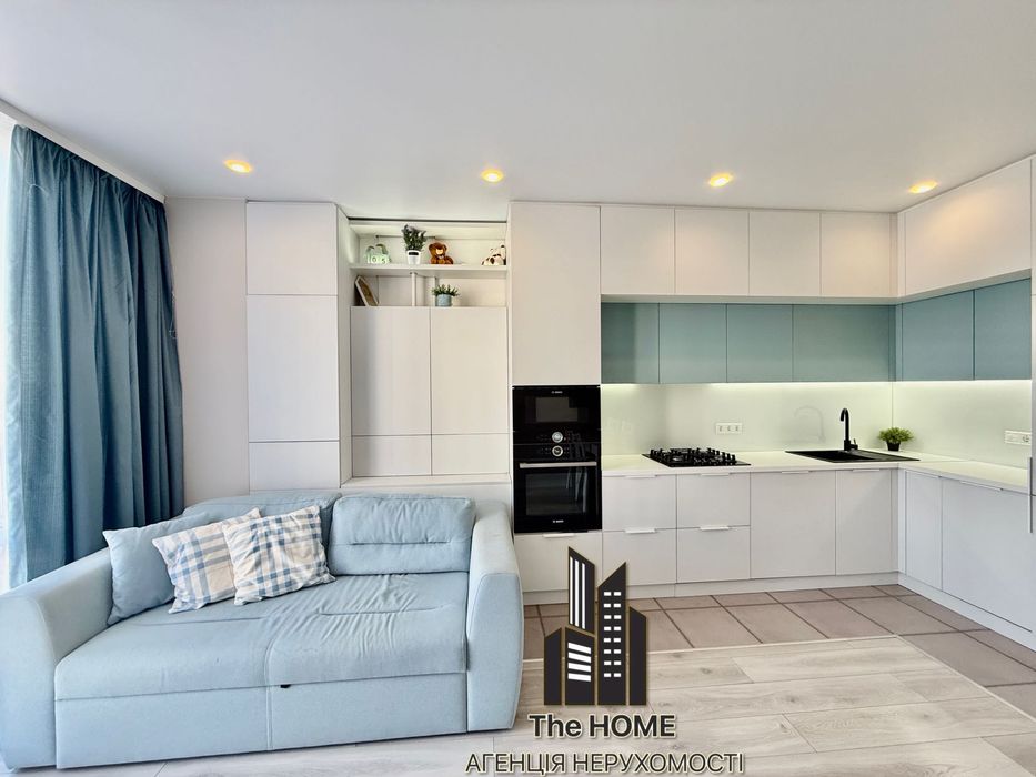 Продаж 2 кімнати та велика кухня-вітальня ЖК Оранж Парк