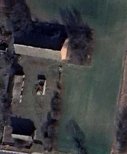 Siedlisko 20ar z budynkami i 8,24h ziemi