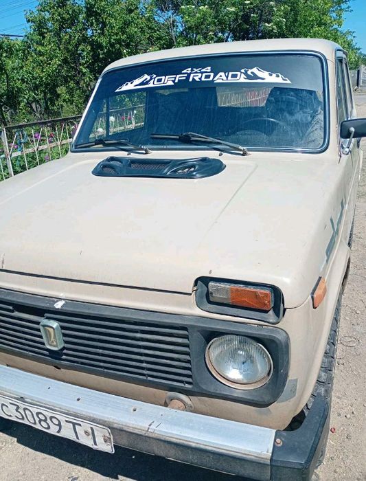 Продам Ниву 2121.