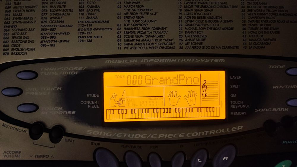 Piano Casio CTK-571