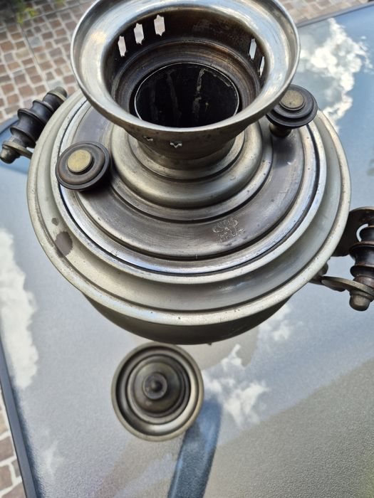 Samowar z sygnaturą rosyjską