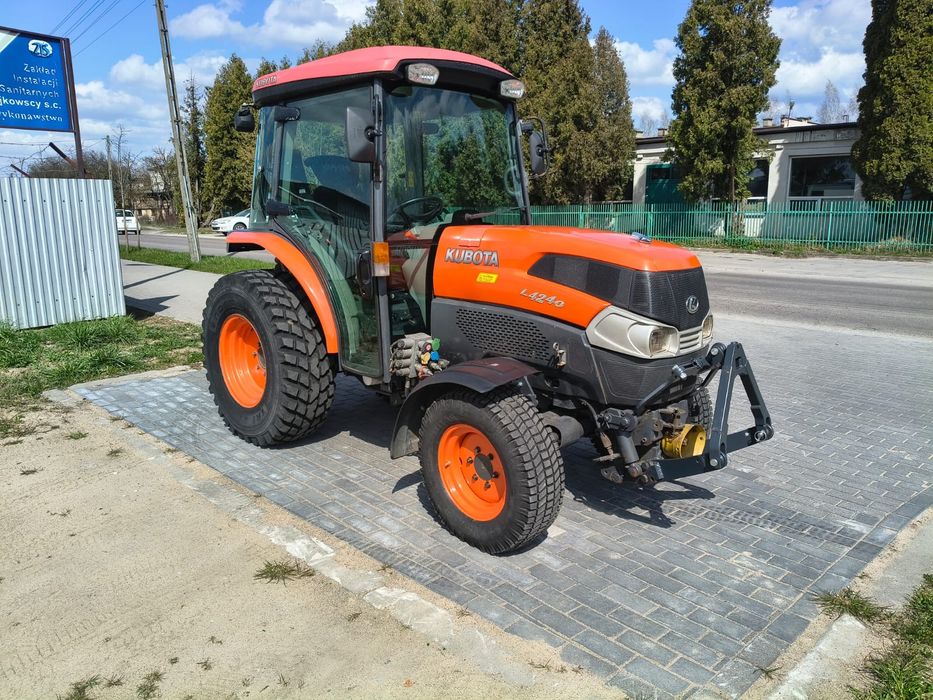 Kubota L4240 tuz wom klima 4x4 traktor ciągnik sadowniczy traktor