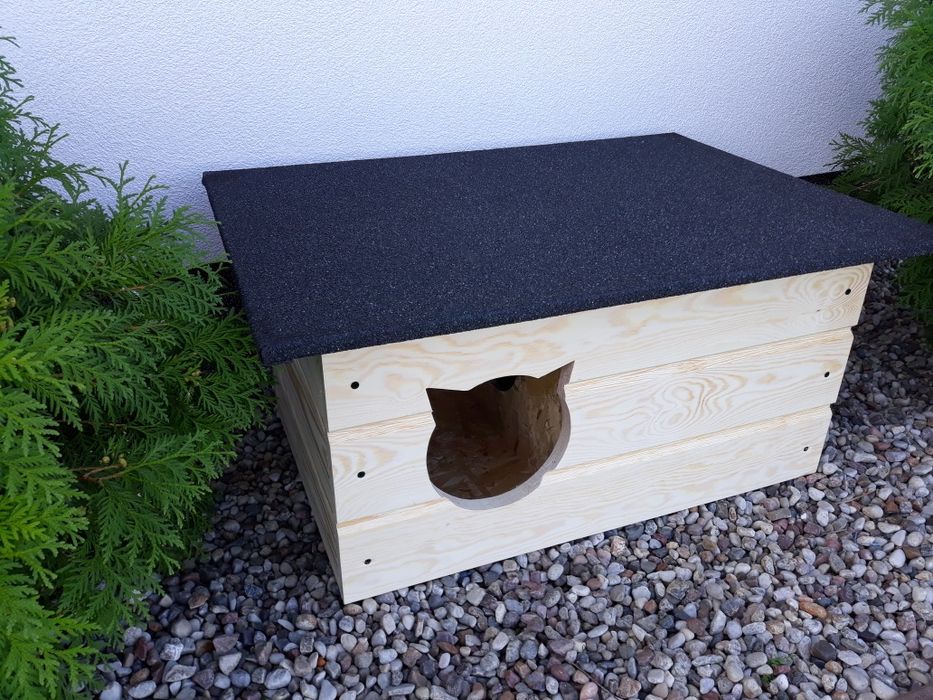 Buda dla kota z przedsionkiem, domek dla kota