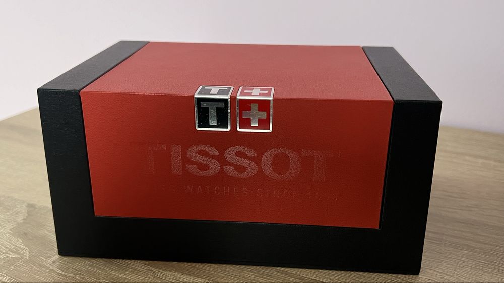 Zegarek Tissot Couturier Automatic + watch winder