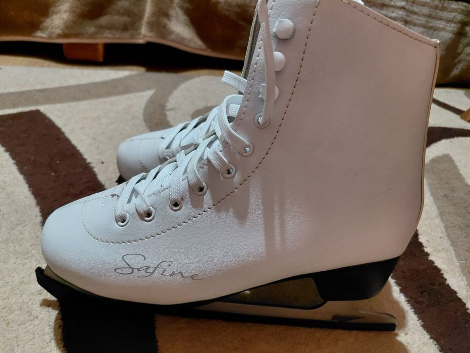 Продам ковзани для ковзанки