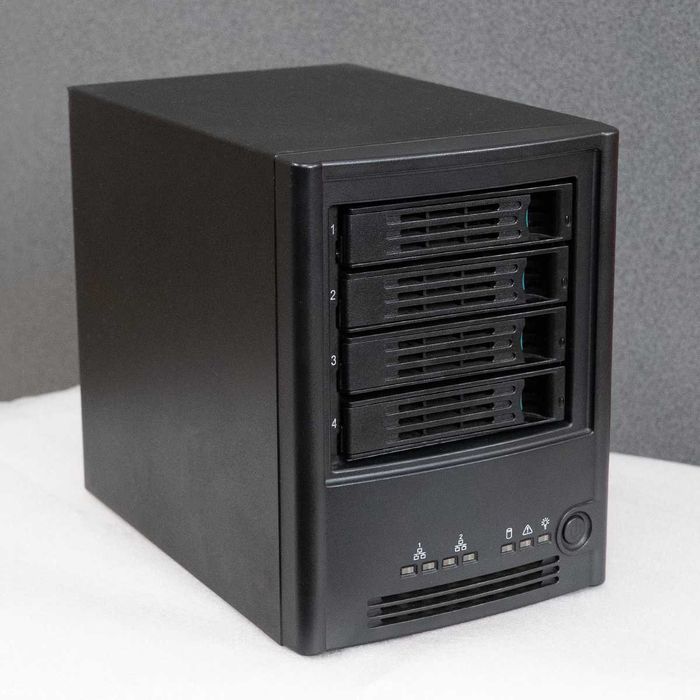Serwer plików NAS Intel SS4000-E