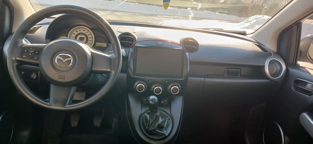 мазда 2 2007 рік