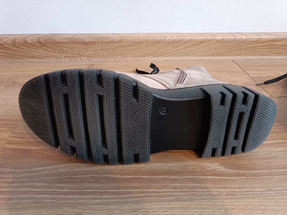 Buty damskie Catwalk 41 stan bardzo dobry