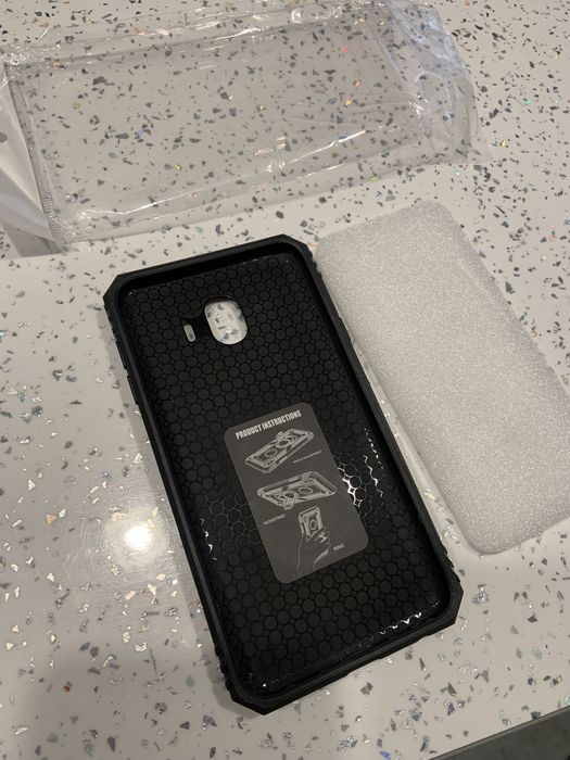 Чехол для Samsung Galaxy J4 2018
