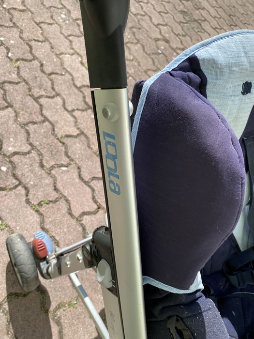 Carrinho de bebé + alcofa + proteção para a chuva + mala com muda fral
