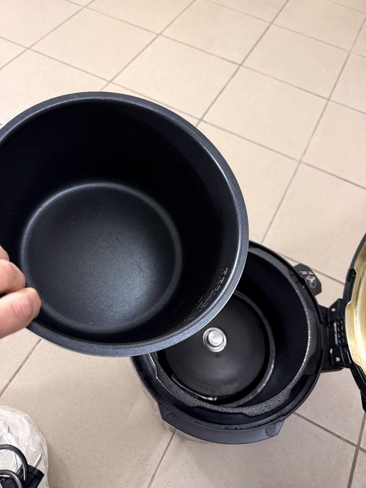 Мультиварка скороварка Redmond RMC M110