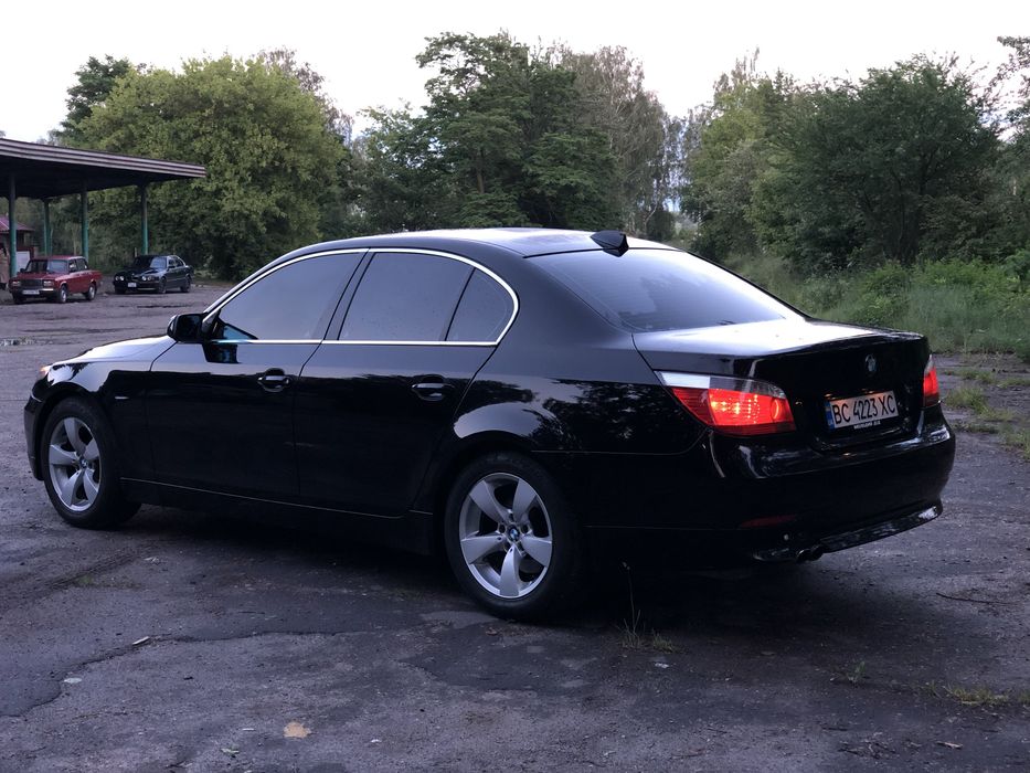 Продам BMW e60 525d.