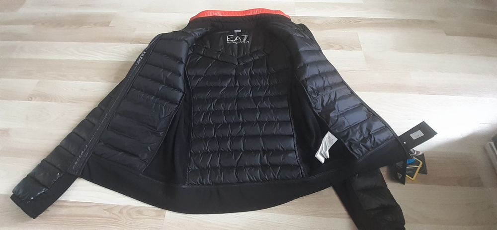Nowa kurtka wiosenna Emporio ARMANI z metką rozm. M