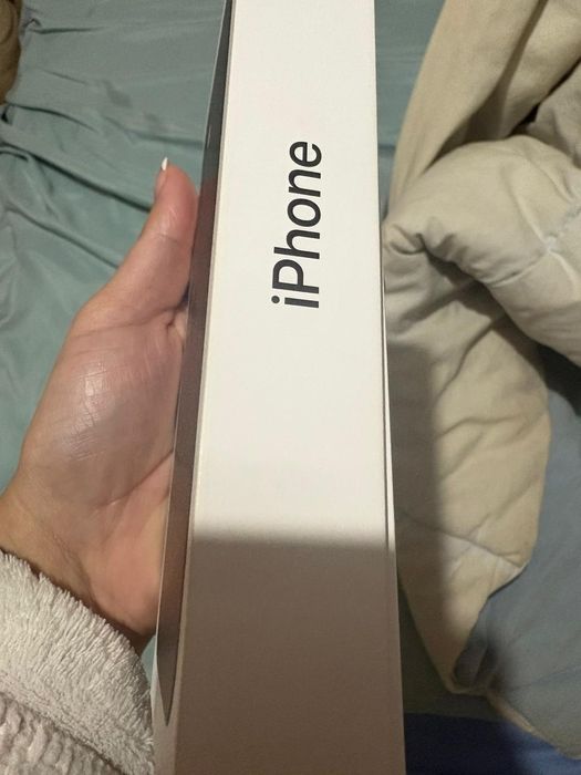 iPhone 16 lacrado