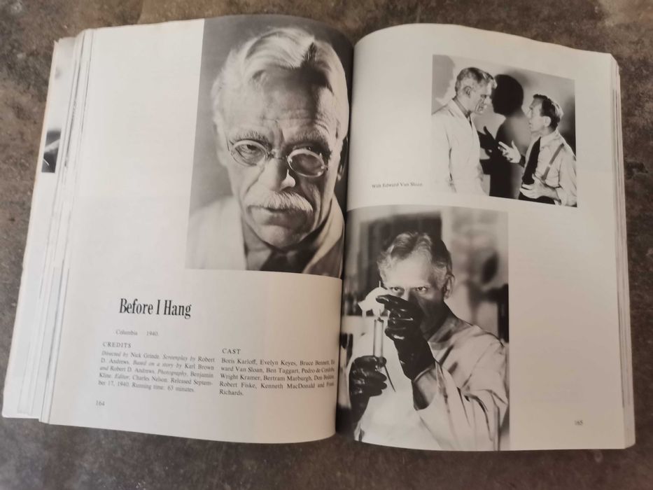 Livro RARO The Forties Gals