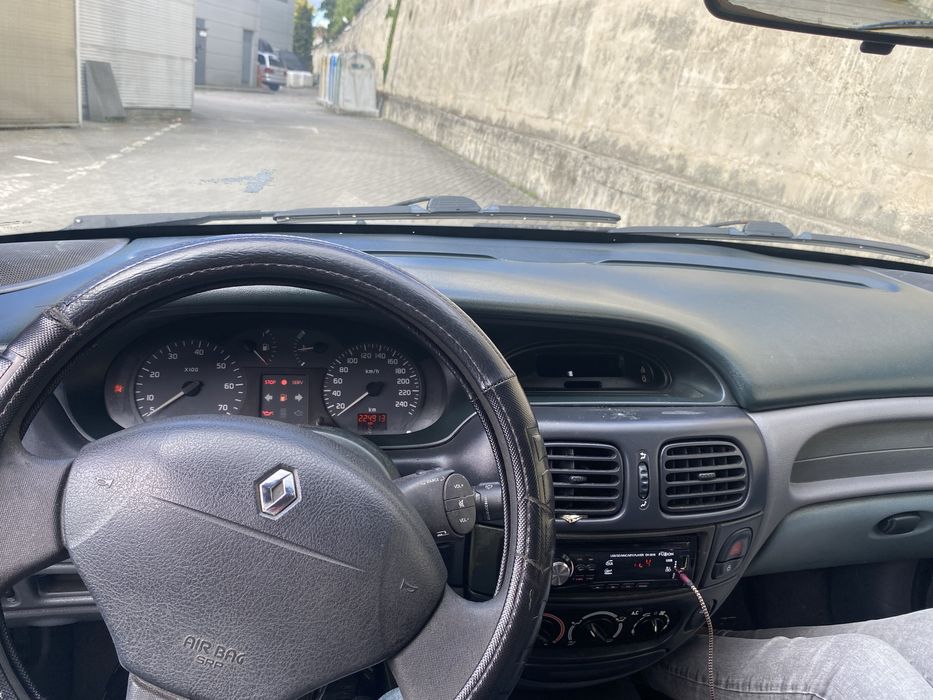 Renault megane 1.4