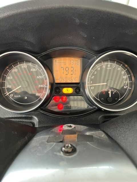 Piaggio MP3 250 LT