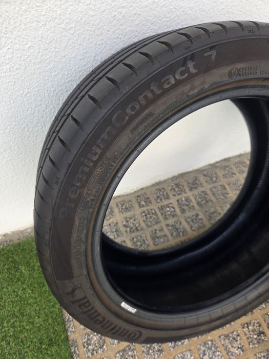 Pneus Continental 225/45/17 novos