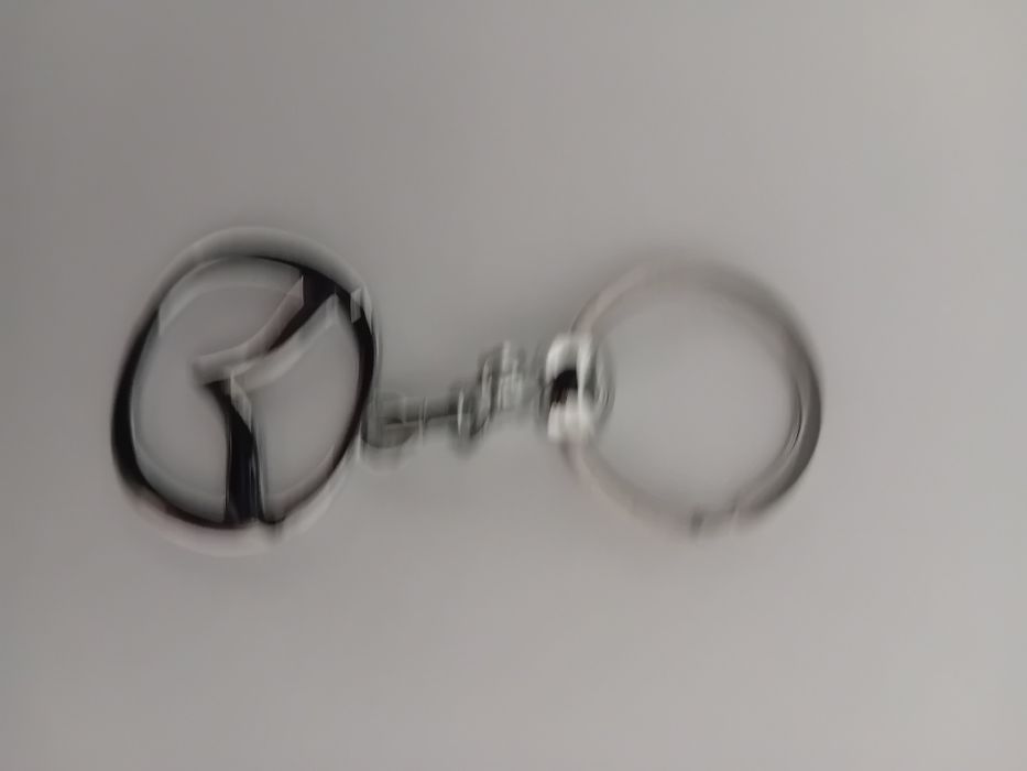 Brelok metalowy do kluczy Renault