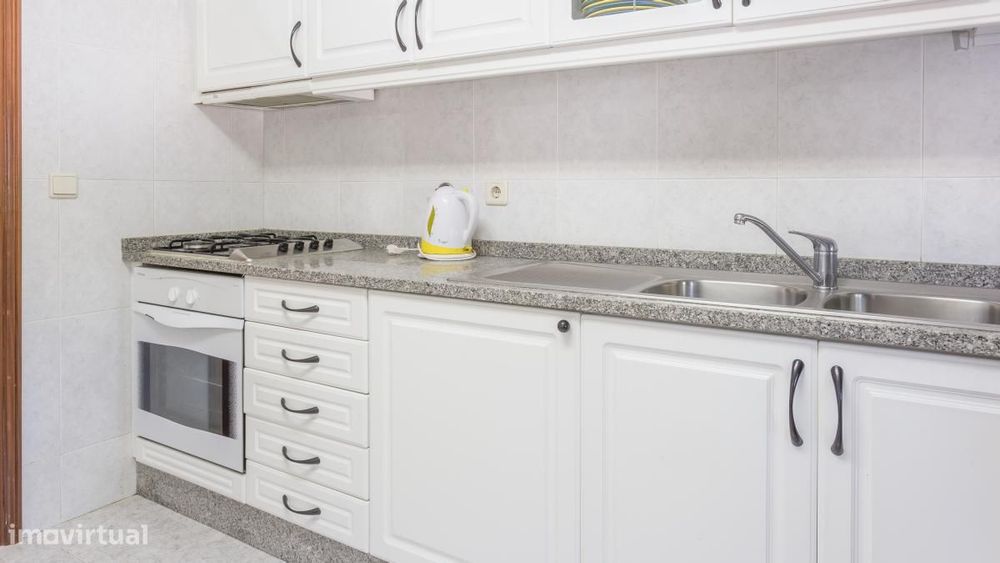 Apartamento com 2 quartos - localizado em Madalena Porto