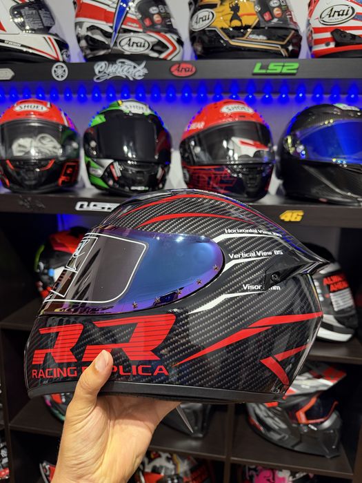 Capacete NOVO 85€ mais informações