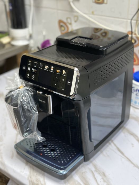Зернова кавоварка philips latte go 5400 сток стан новоі