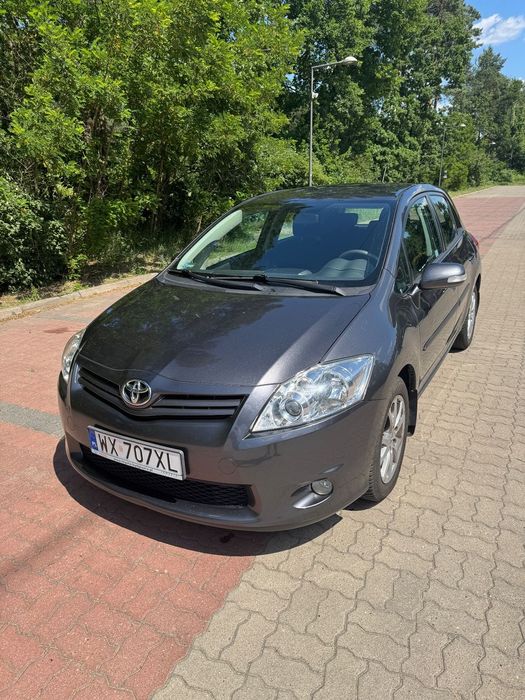 Toyota Auris Toyota Auris 1.6 benzyna automat MMT