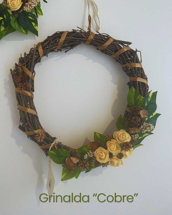 Grinaldas decorativas artesanais