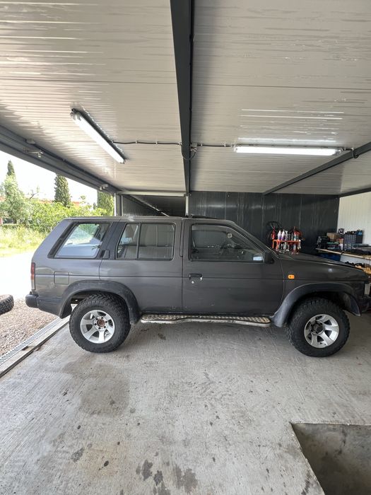 Nissan Terrano 1 2.7Td